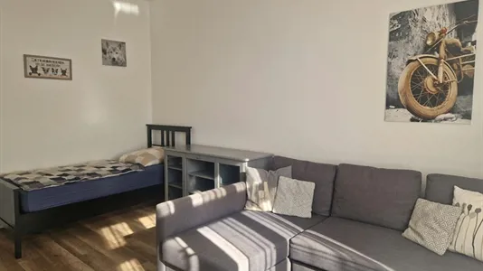 Apartments in Berlin Charlottenburg-Wilmersdorf - photo 3