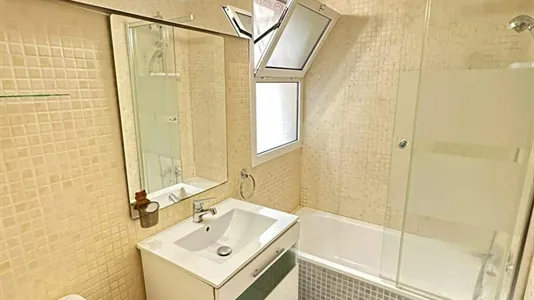 Rooms in Almería - photo 5