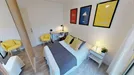 Room for rent, Lyon, Auvergne-Rhône-Alpes, &lt;span class=&quot;blurred street&quot; onclick=&quot;ProcessAdRequest(10516501)&quot;&gt;&lt;span class=&quot;hint&quot;&gt;See streetname&lt;/span&gt;[xxxxxxxxxxxxx]&lt;/span&gt;