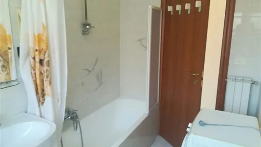 Rooms in Roma Municipio XIV – Monte Mario - photo 7