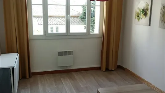 Apartments in Aix-en-Provence - photo 8