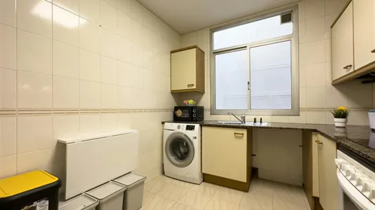 Rooms in Barcelona Eixample - photo 4