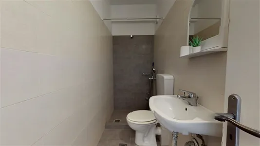 Apartments in Zografou - photo 6