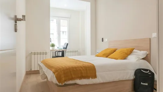 Rooms in Madrid Chamberí - photo 2