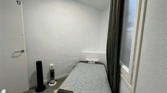 Rooms in Barcelona Eixample - photo 3