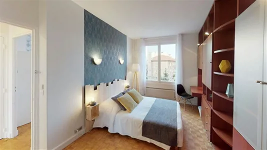 Rooms in Paris 16ème arrondissement (South) - photo 1