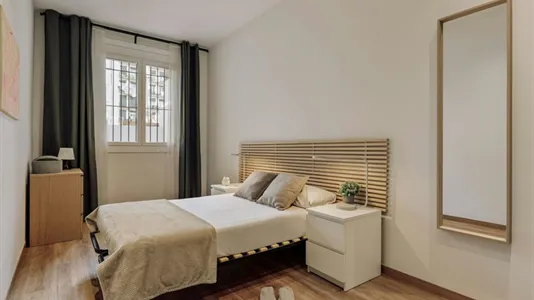 Apartments in Barcelona Eixample - photo 9