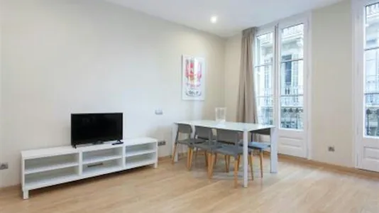Apartments in Barcelona Ciutat Vella - photo 4