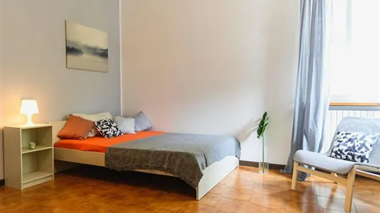 Rooms in Lecco - photo 4