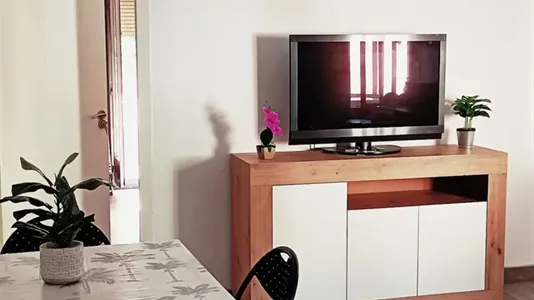 Rooms in Madrid Ciudad Lineal - photo 9