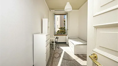 Room for rent in Genoa, Liguria