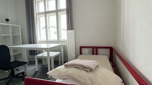 Rooms in Besnica - photo 2