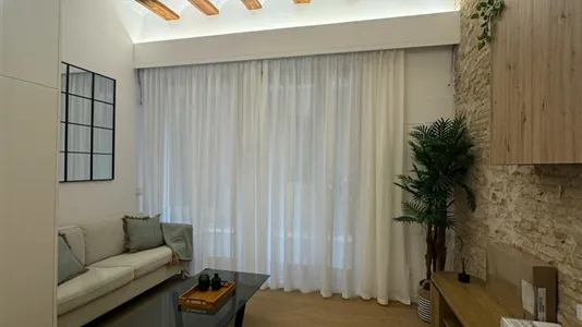 Apartments in Valencia Ciutat Vella - photo 6