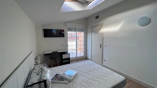 Rooms in Madrid Fuencarral-El Pardo - photo 5