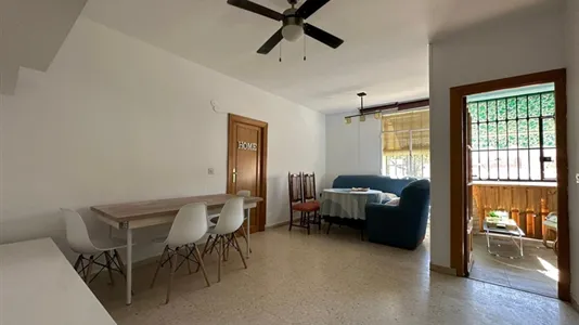 Rooms in Granada - photo 5