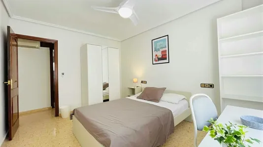 Rooms in la Punta - photo 2