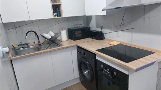 Rooms in Jaén - photo 6