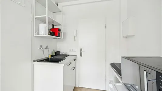 Apartments in Location is not specified - photo 7