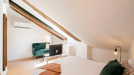 Rooms in Madrid Centro - photo 1