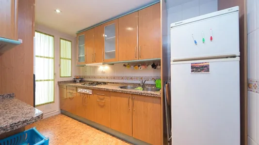 Rooms in Granada - photo 9