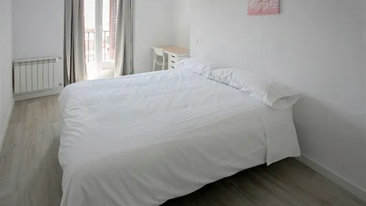 Rooms in Madrid Centro - photo 7