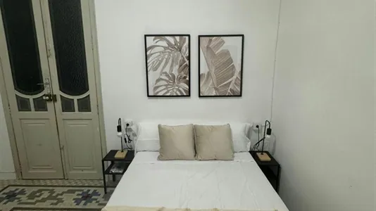 Rooms in Valencia Ciutat Vella - photo 3