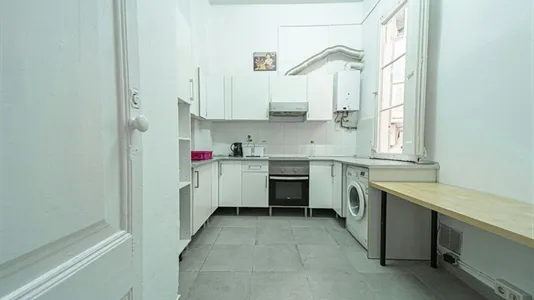 Rooms in Barcelona Eixample - photo 8