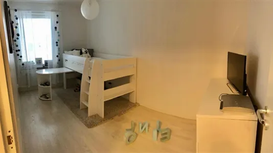 Houses in Solna - photo 10