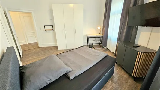 Rooms in Frankfurt Süd - photo 6