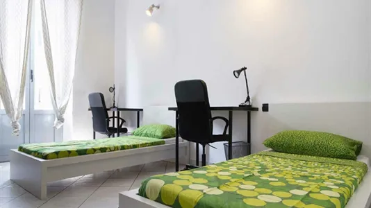 Rooms in Milano Zona 5 - Vigentino, Chiaravalle, Gratosoglio - photo 2