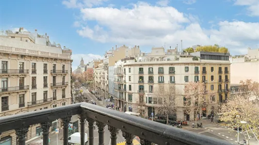 Rooms in Barcelona Eixample - photo 2