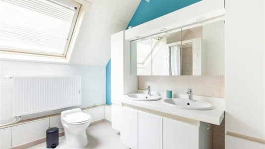 Rooms in Brussels Schaarbeek - photo 8