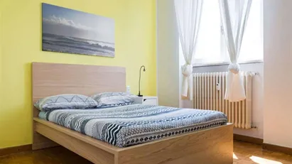 Room for rent in Buccinasco, Lombardia