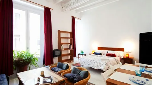 Apartments in Barcelona Ciutat Vella - photo 1