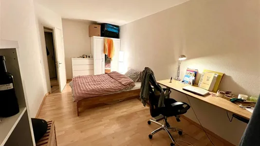 Rooms in Zürich Distrikt 7 - photo 2