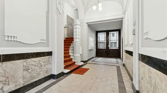 Apartments in Location is not specified - photo 10