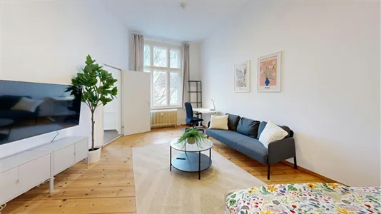 Apartments in Location is not specified - photo 4