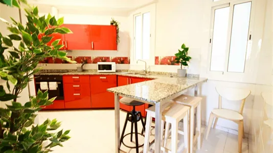 Rooms in Barcelona Eixample - photo 9