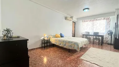 Room for rent in Moncada, Comunidad Valenciana