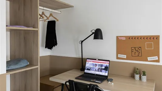 Rooms in Getafe - photo 4