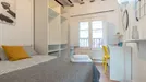 Room for rent, Barcelona Ciutat Vella, Barcelona, &lt;span class=&quot;blurred street&quot; onclick=&quot;ProcessAdRequest(8525126)&quot;&gt;&lt;span class=&quot;hint&quot;&gt;See streetname&lt;/span&gt;[xxxxxxxxxxxxx]&lt;/span&gt;
