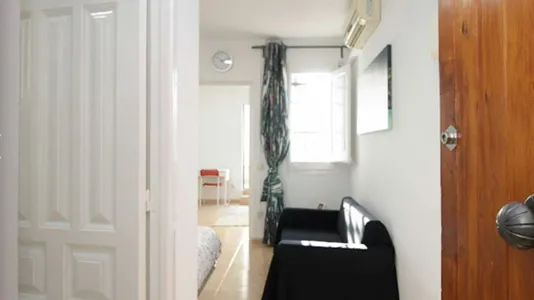 Apartments in Barcelona Ciutat Vella - photo 4