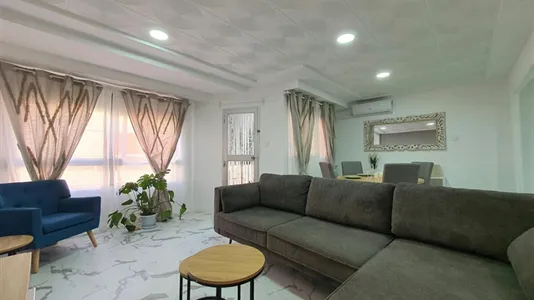 Apartments in Valencia L'Eixample - photo 2