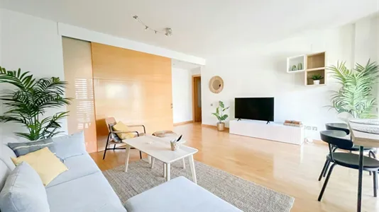 Apartments in El Encinar de los Reyes - photo 4