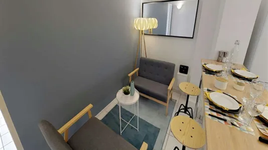 Rooms in Lyon - photo 4