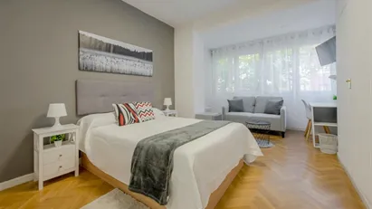 Room for rent in Madrid Chamartín, Madrid