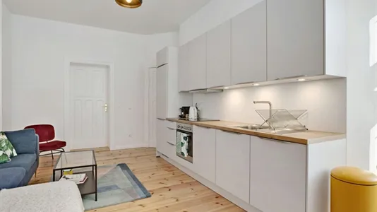 Rooms in Berlin Mitte - photo 8