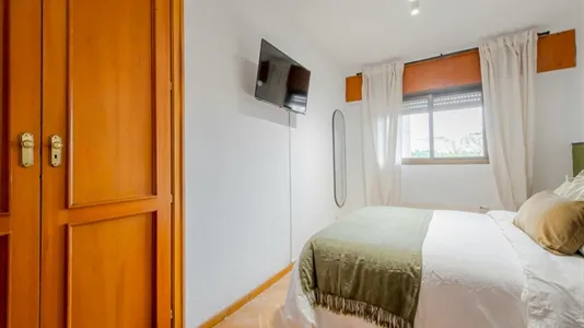 Rooms in Madrid Retiro - photo 5