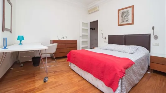 Rooms in Valencia L'Eixample - photo 4