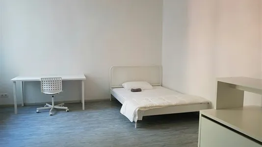 Rooms in Berlin Treptow-Köpenick - photo 3